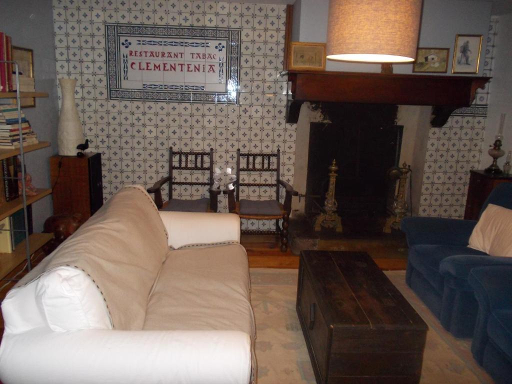 Hotel Le Clementenia Arnéguy Eksteriør billede
