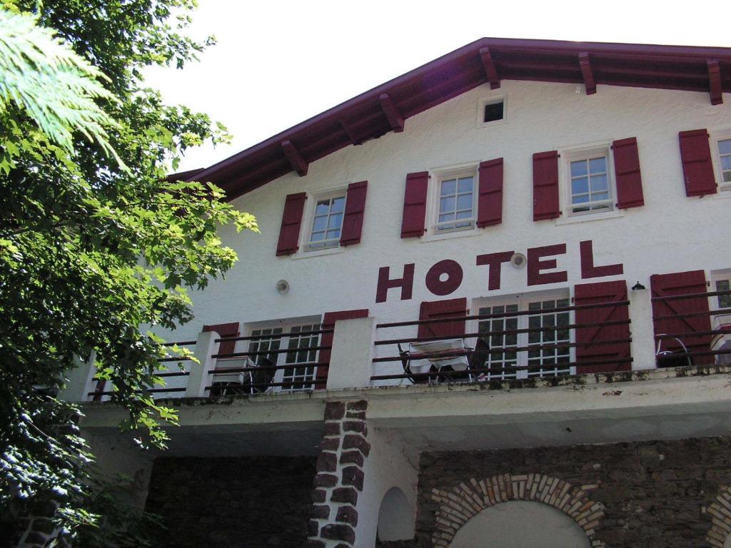 Hotel Le Clementenia Arnéguy Eksteriør billede