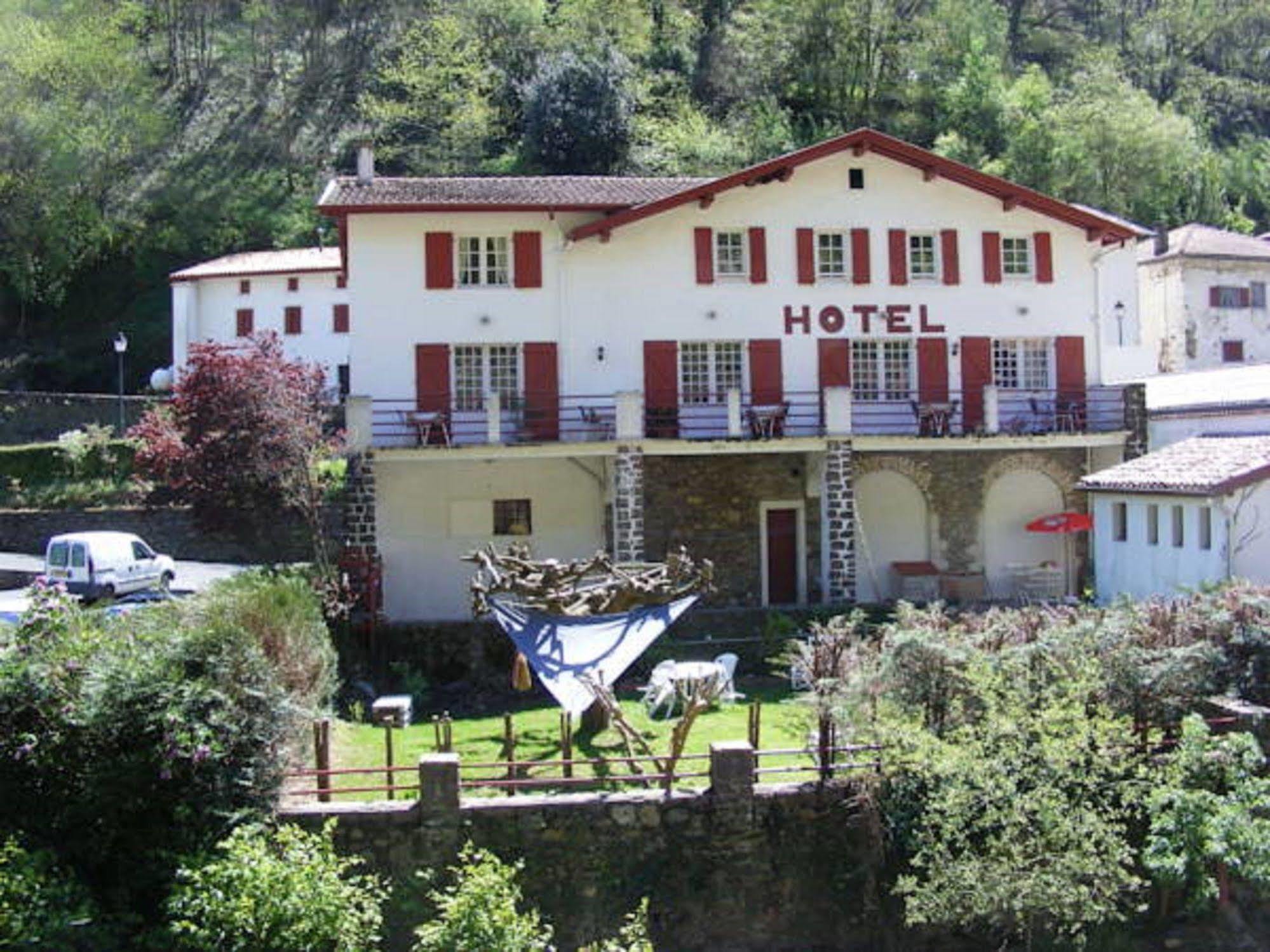 Hotel Le Clementenia Arnéguy Eksteriør billede